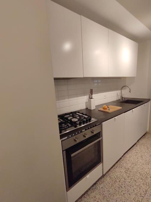 Sjarmerende, Sentrumsnaer Leilighet Stavanger Luaran gambar